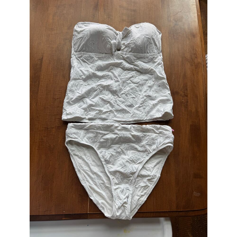Tommy Bahama Women’s Medium White Floral Embroidered Tankini Swimsuit Strapless